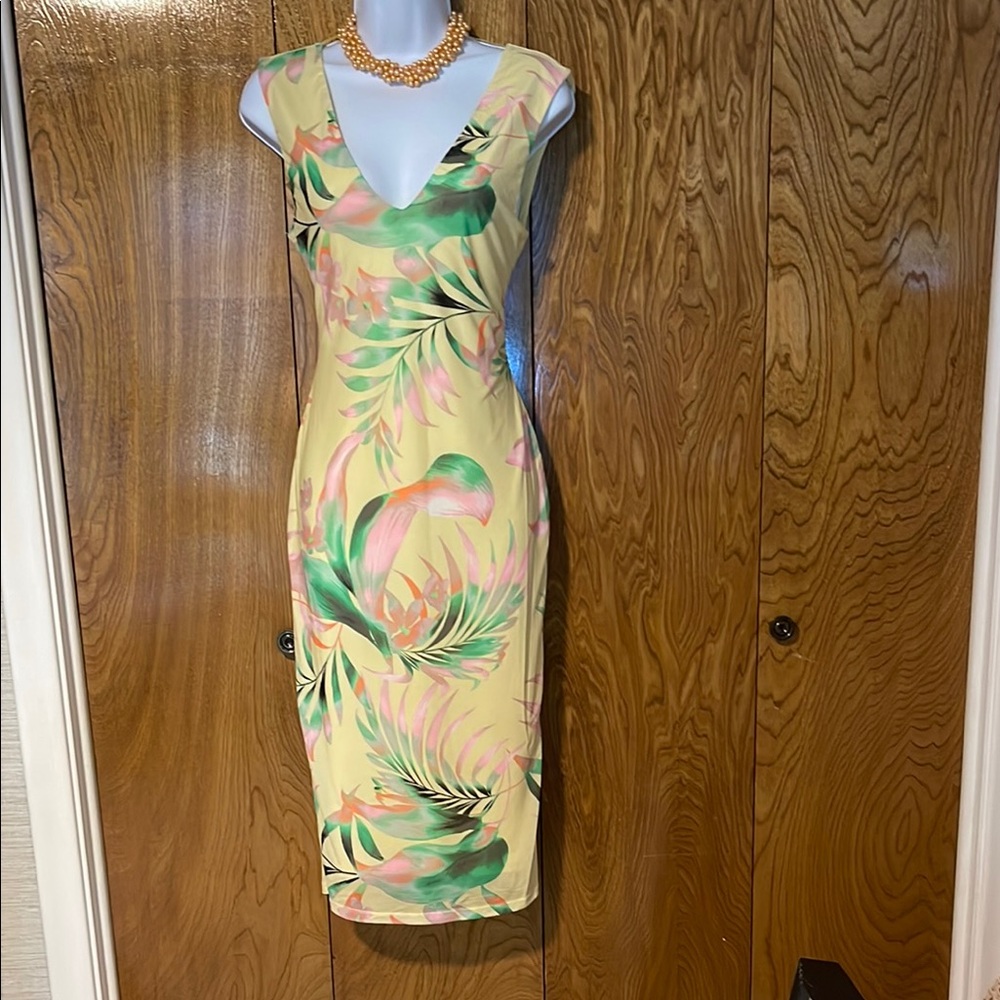 AFRM Cream Tan Sheath Dress V-neck Cap Sleeve Resort Wear